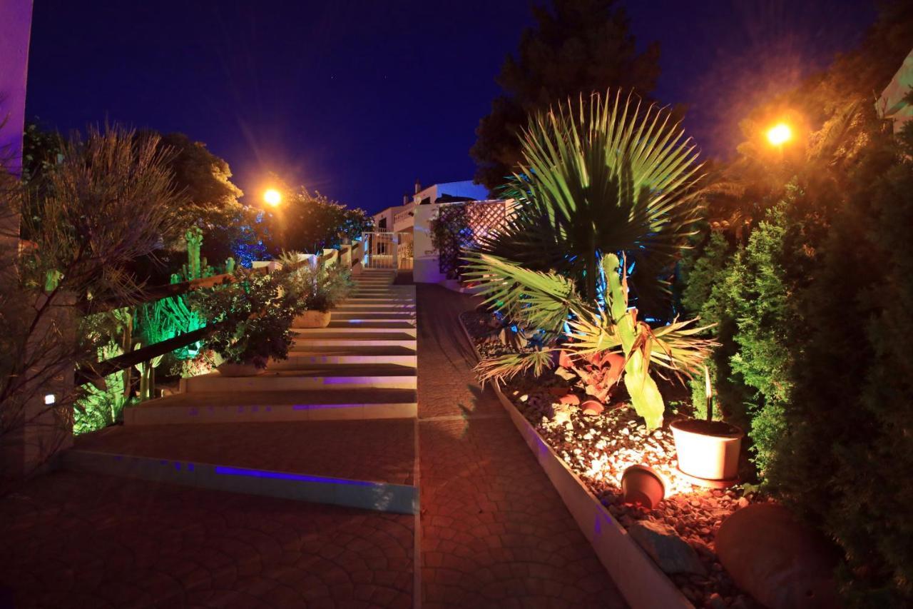Wunderschoenes Kleines Apartment Fuer 2 Personen Mit Idylischen Blick Ins Gruene Cala Galdana  Exterior photo